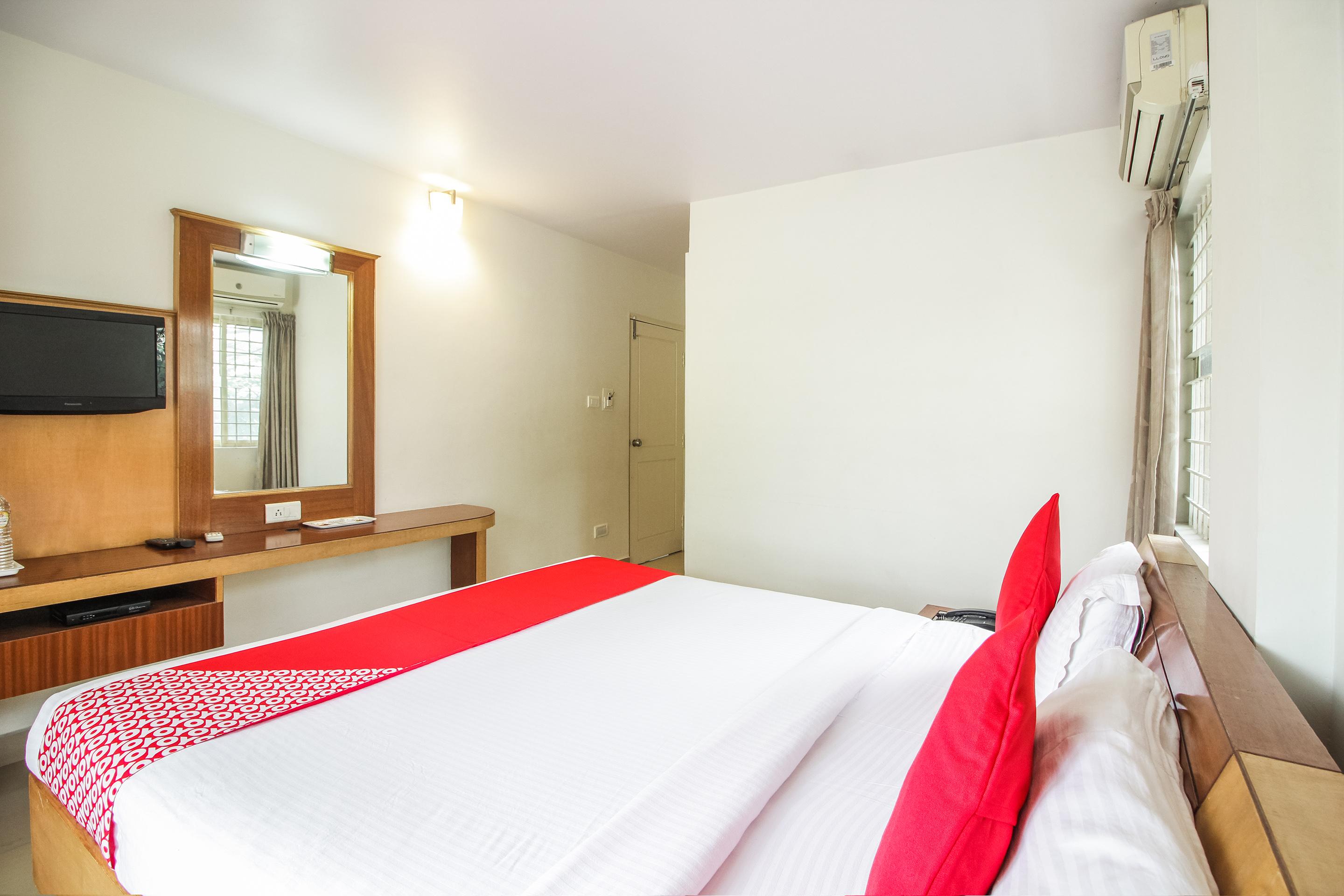 Hotel White Parrot 마이소르 외부 사진